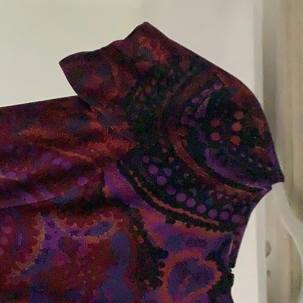 Donna Morgan size 2 jewel color, paisley dress